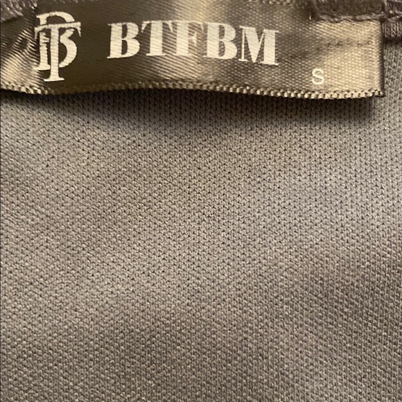 Chic Dark Gray Short Sleeve Mini Dress - Picture 4 of 4